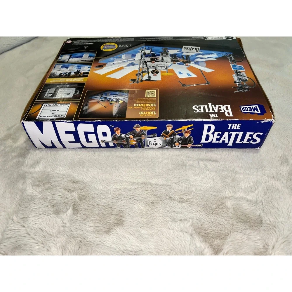 Mega The Beatles Ed Sullivan Show Building Set 681 Pcs HWH42 Multicolor OS